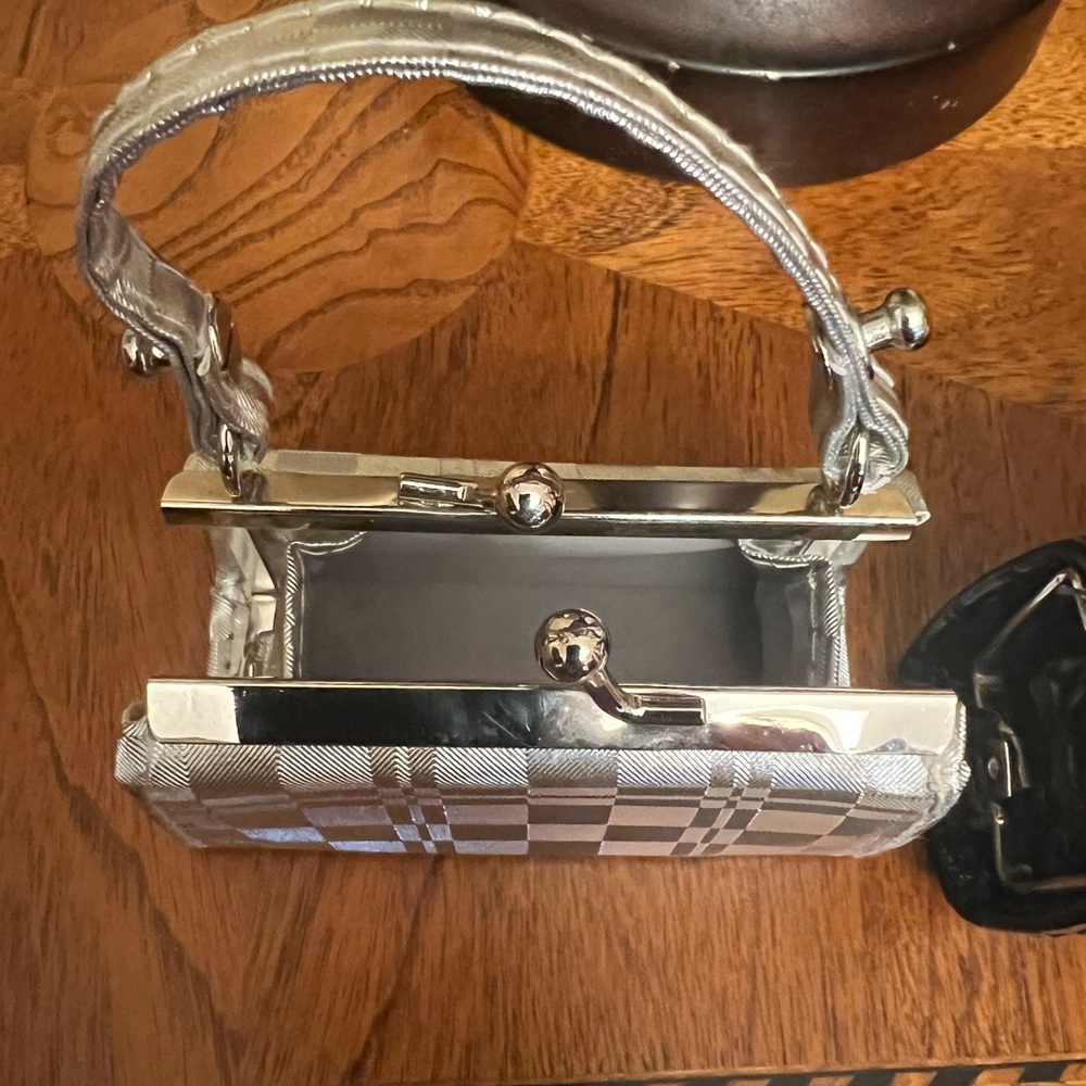 Two mini purses - Picture 4 of 5